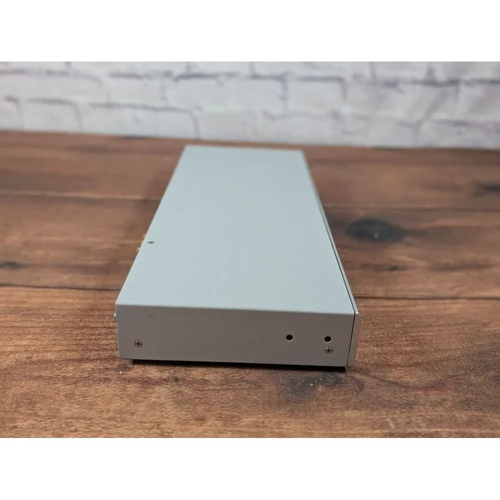2004 Zektor DVS5.1 DVI Video/Audio Switch NO POWER CORD TESTED‎